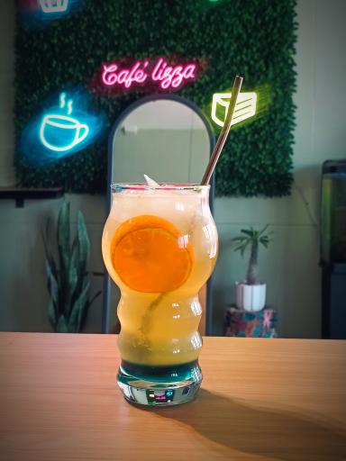 عکس کافه لیزا
