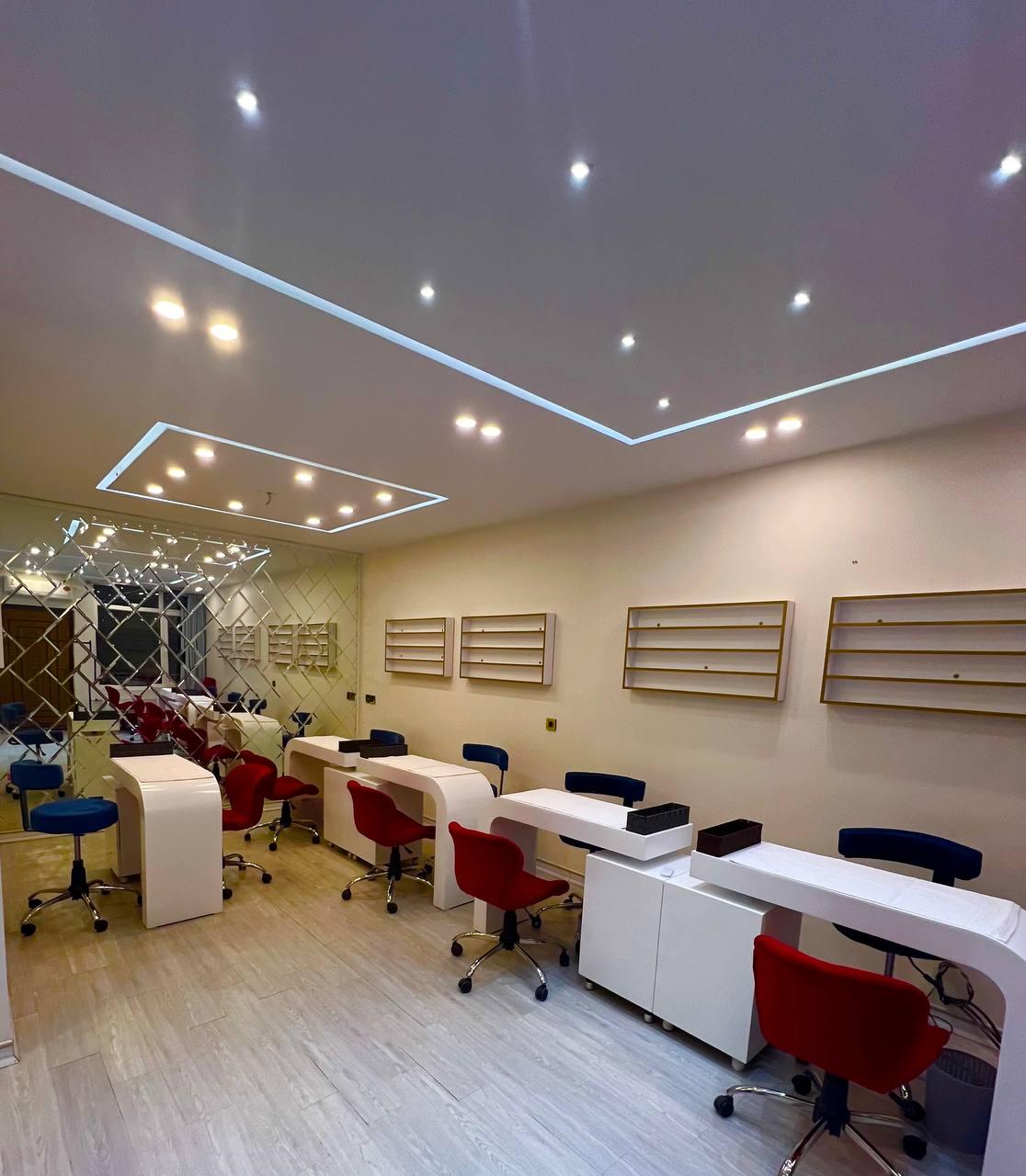 عکس سالن زیبایی آریل 