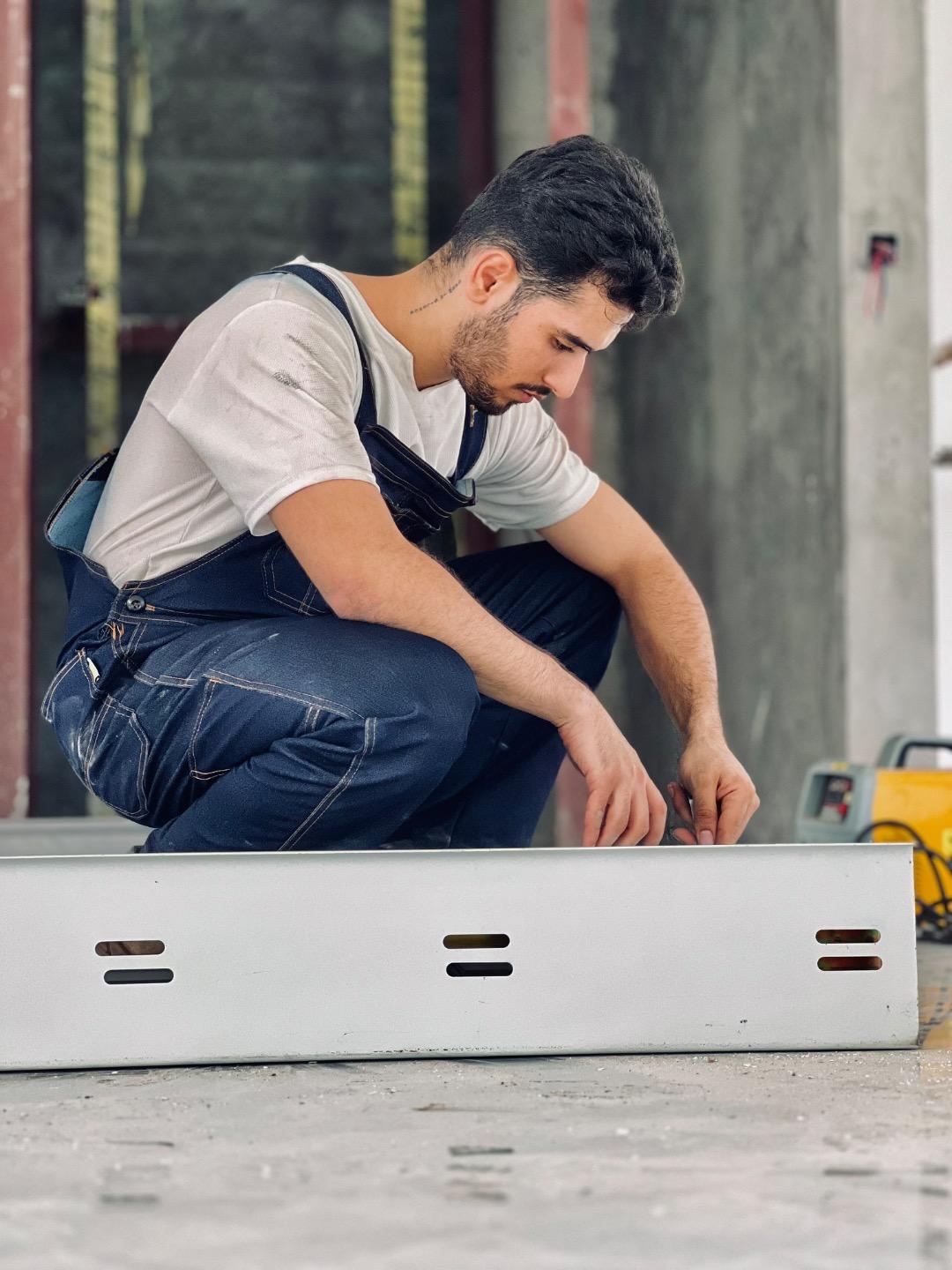 عکس آسانسور گلدرانی 