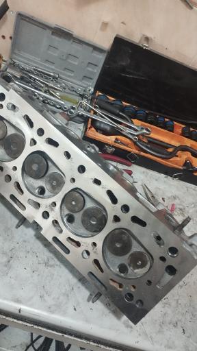 عکس تعمیرگاه مکانیکی آهنگری