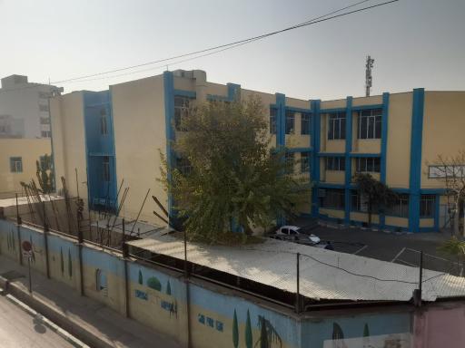 دبیرستان پسرانه شهید نورایی