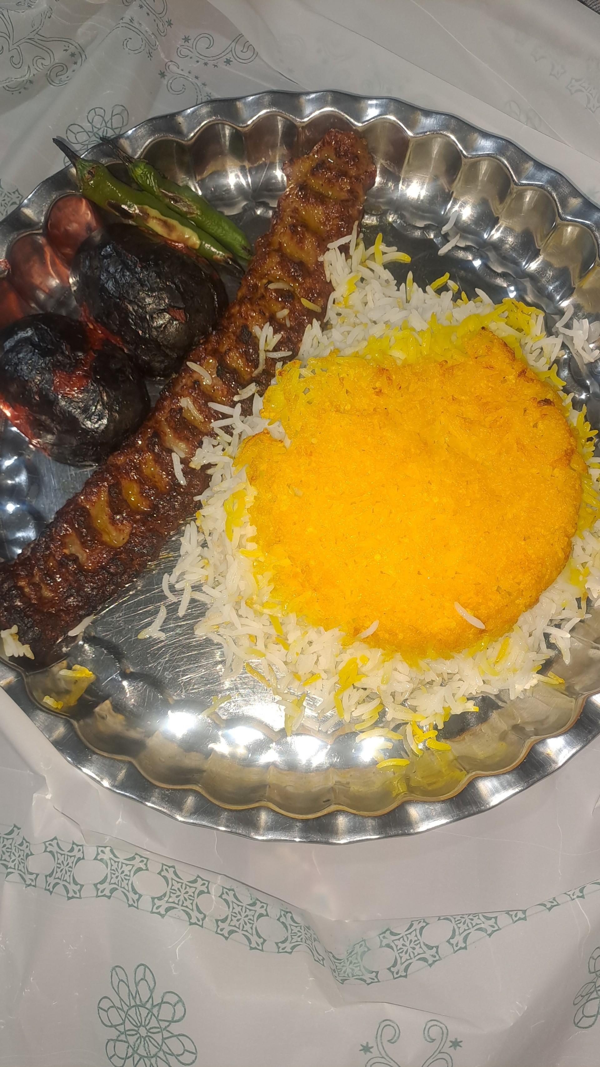 عکس رستوران برکت