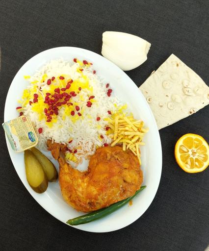 عکس کترینگ و تهیه غذای ساعی