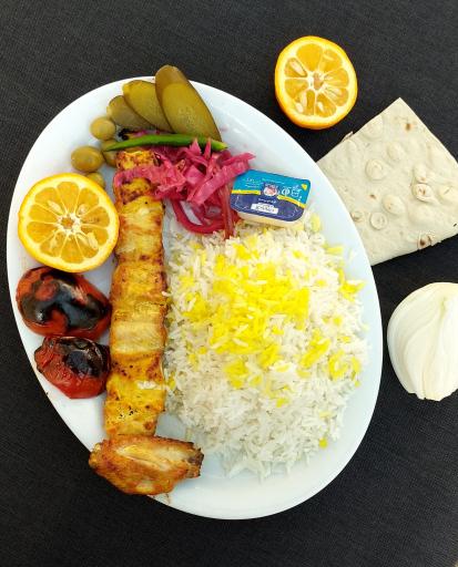 عکس کترینگ و تهیه غذای ساعی