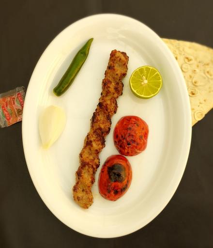 عکس کترینگ و تهیه غذای ساعی