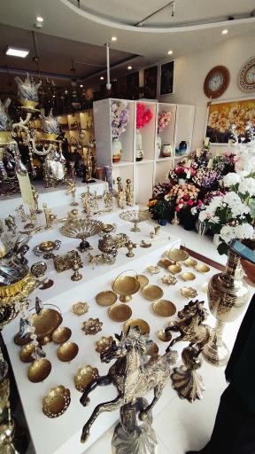 عکس نمایشگاه دائمی برنز متالوکس