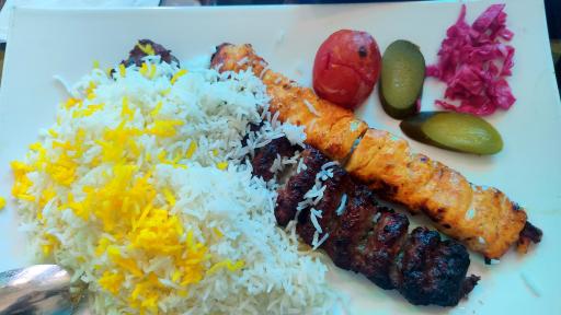 رستوران خانه تاریخی طباطبائی