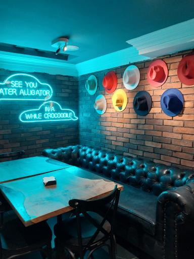 عکس کافه رستوران کی من