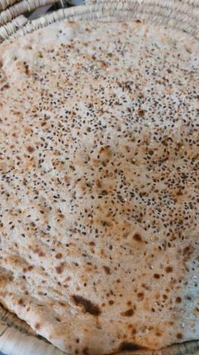 عکس نانوایی نان کامل 