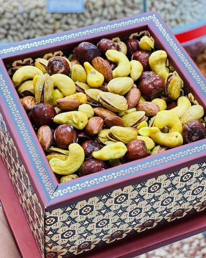 عکس آجیل و خشکبار دشتیار