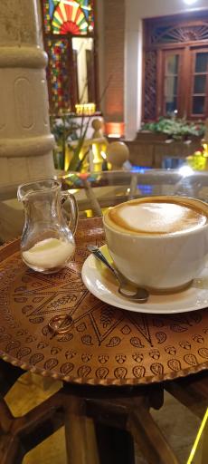 عکس رستوران خانه تاریخی طباطبائی