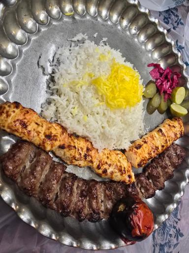 عکس رستوران خانه تاریخی طباطبائی