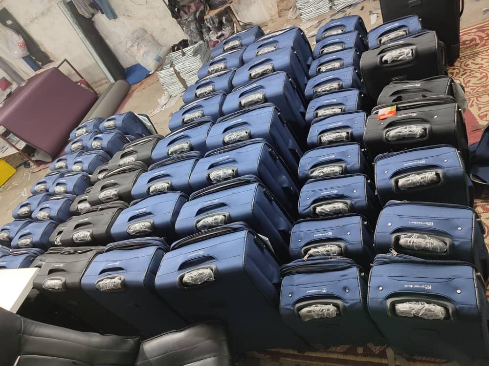 عکس تولیدی و چمدان سازی فرجی