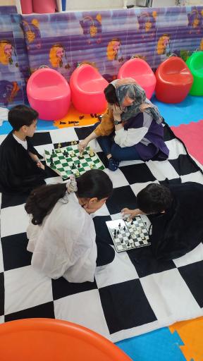 عکس باشگاه مادر و کودک مانی