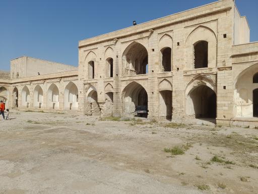 عکس دژ برازجان (کاروانسرای مشیرالملک)