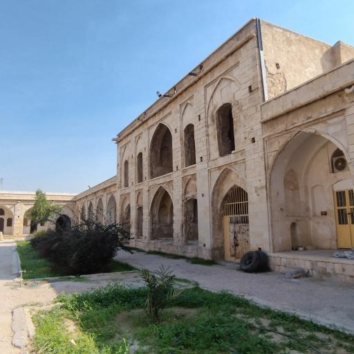 عکس دژ برازجان (کاروانسرای مشیرالملک)