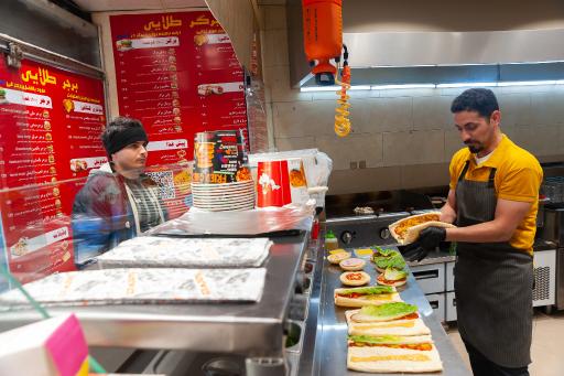 عکس برگر طلایی