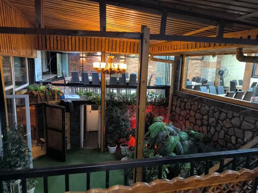 عکس رستوران آدم و حوا