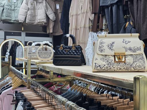 عکس پوشاک منطقه آزاد