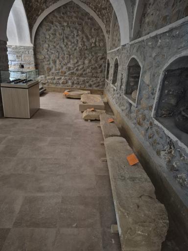 عکس دژ برازجان (کاروانسرای مشیرالملک)