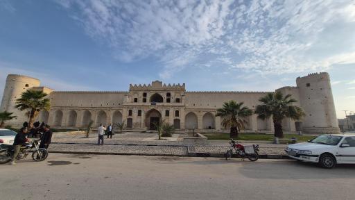 عکس دژ برازجان (کاروانسرای مشیرالملک)