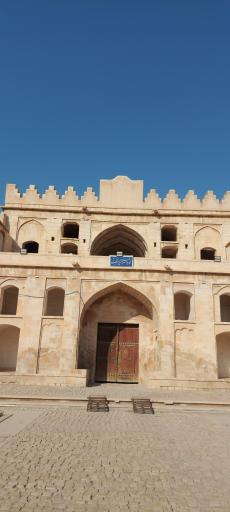 عکس دژ برازجان (کاروانسرای مشیرالملک)