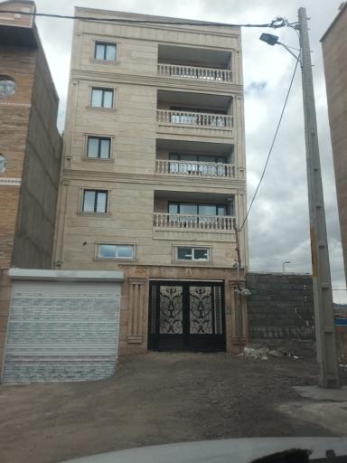 عکس ساختمان ولیعصر