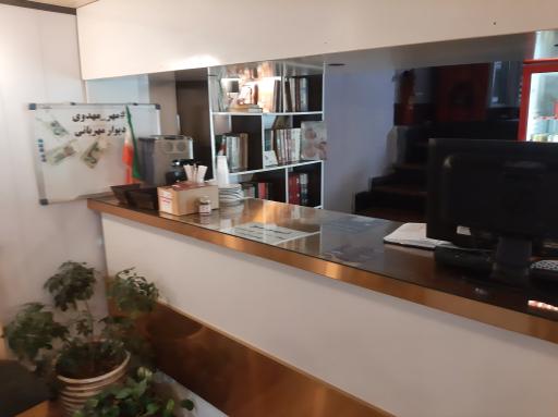 عکس رستوران یاس