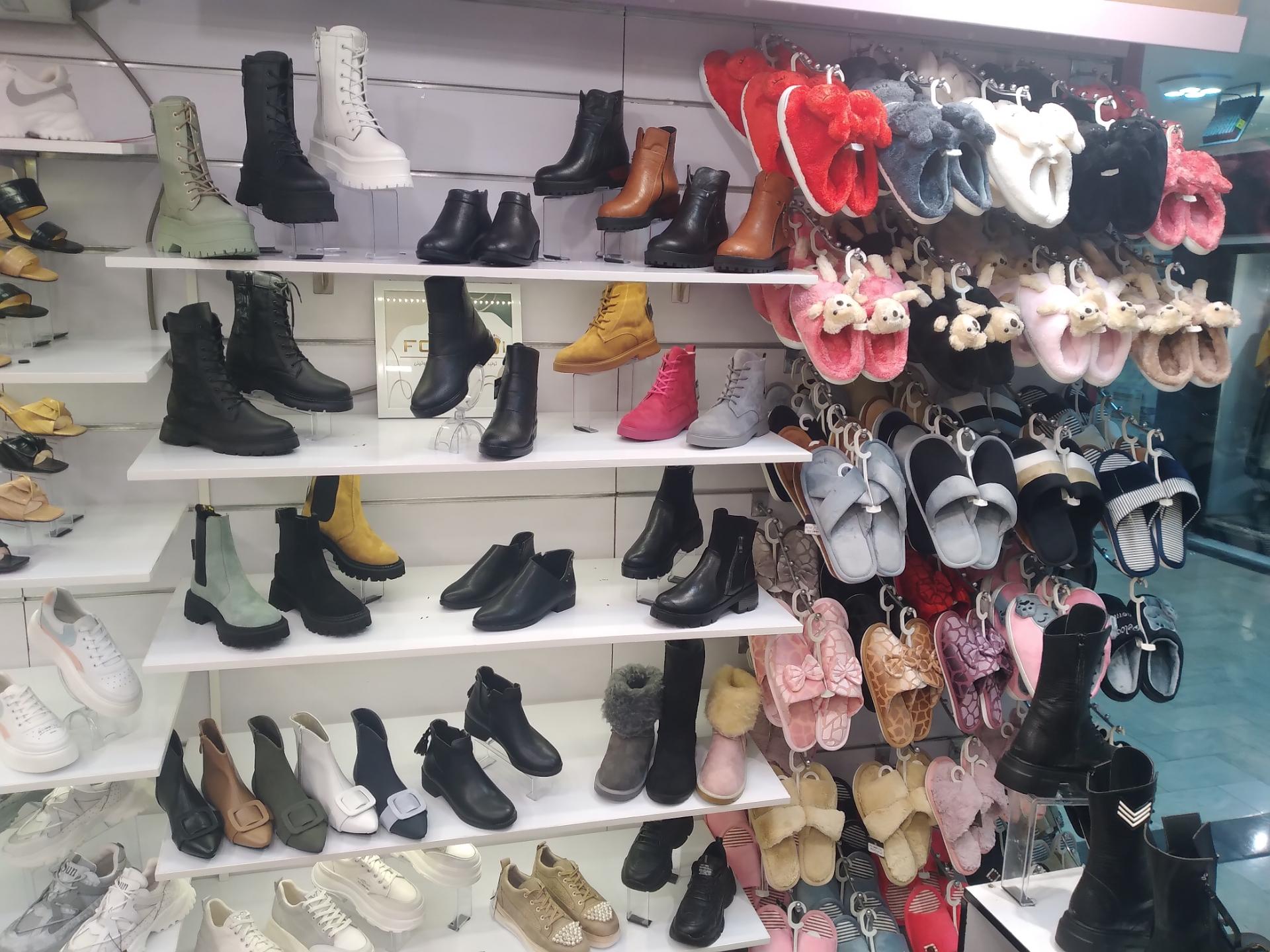 عکس کفش فوتینی