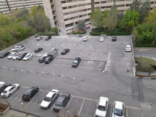 عکس پارکینگ رو باز بلوک 13