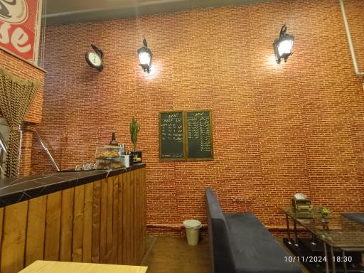 عکس کافه پیتزا هیرو