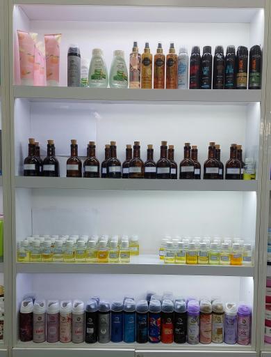 عکس فروشگاه زیپلین