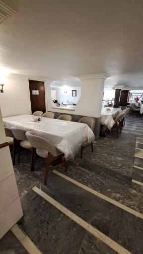 عکس رستوران میزبان