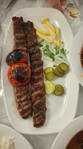 عکس رستوران میزبان