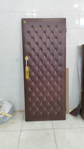 عکس خدمات لمسه (راج) درب چرمی مبلمان دیوارکوب