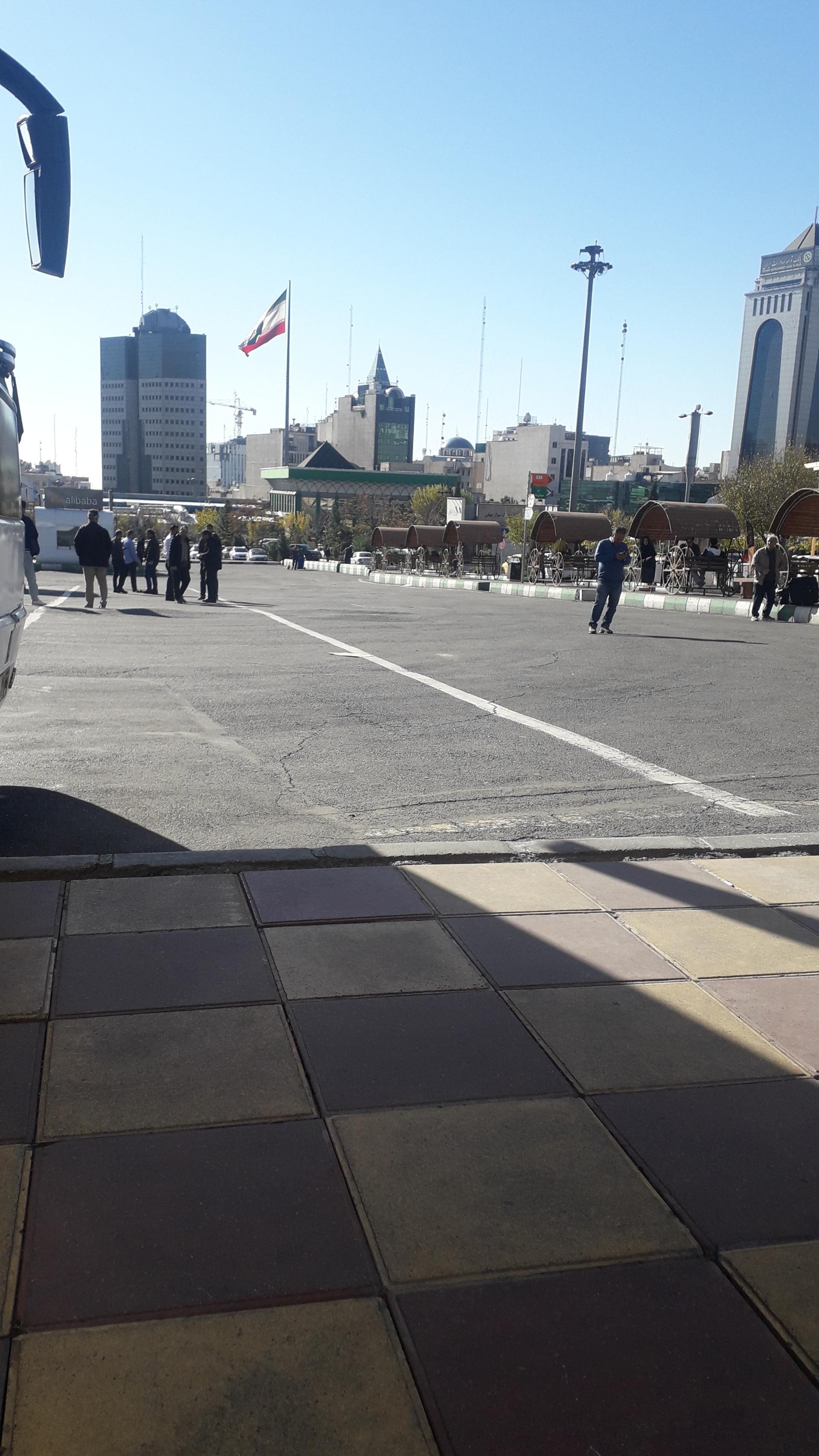 عکس پایانه اتوبوس بین شهری بیهقی