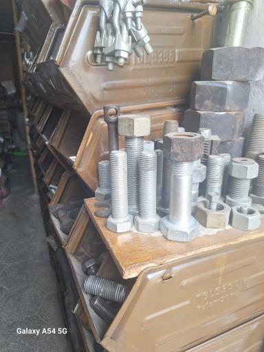 عکس فروشگاه پیچ و مهره موسوی