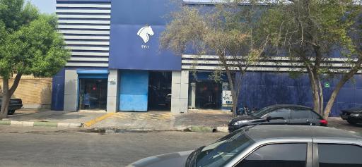 عکس نمایندگی ایران خودرو کد ۴۳۰۱ دهقانی