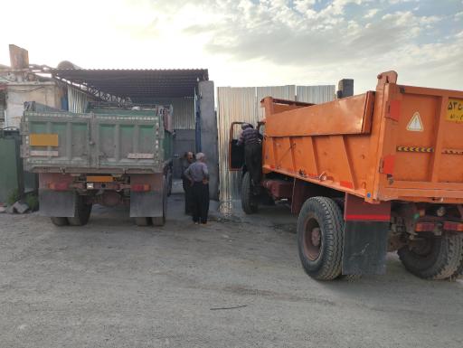 عکس تعمیرگاه نیمه سنگین مرسدس بنز علیمحمدی