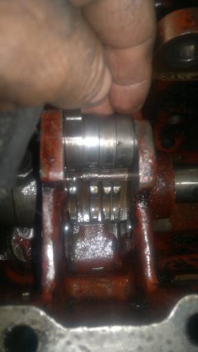 عکس تعمیرگاه نیمه سنگین مرسدس بنز علیمحمدی