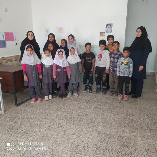 عکس مدرسه رازی چم گلک
