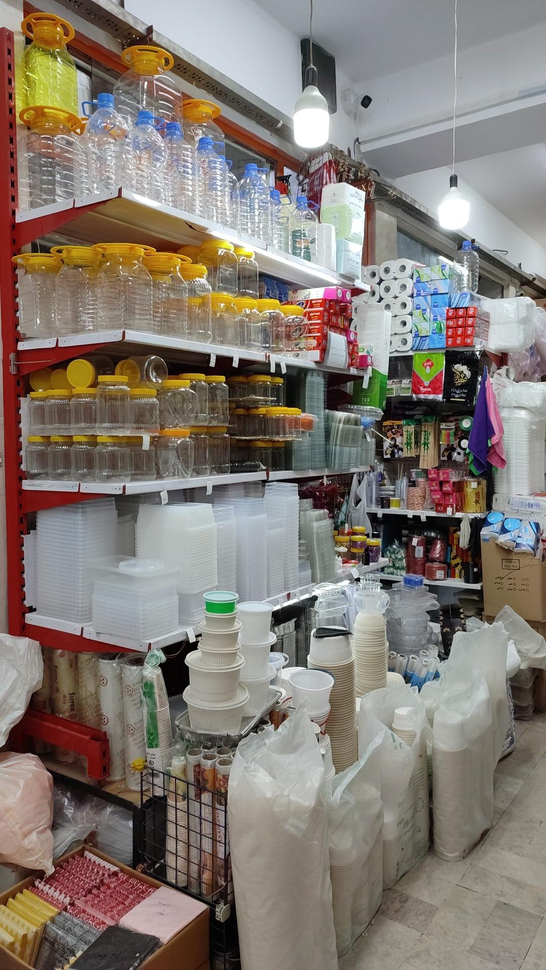 عکس ظروف یکبارمصرف نصیری 