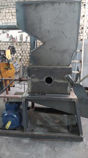 عکس ماشین سازی آپادانا 