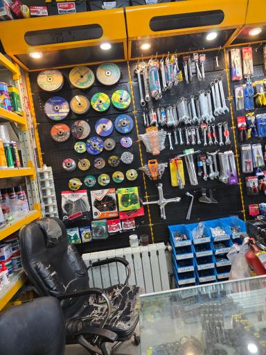 عکس رنگ و ابزار تهرانی