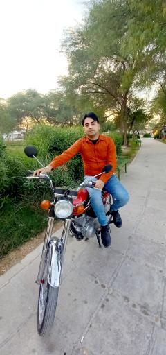 عکس فضای سبز شهدا