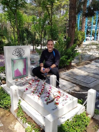 عکس مزار کریم مقصودی