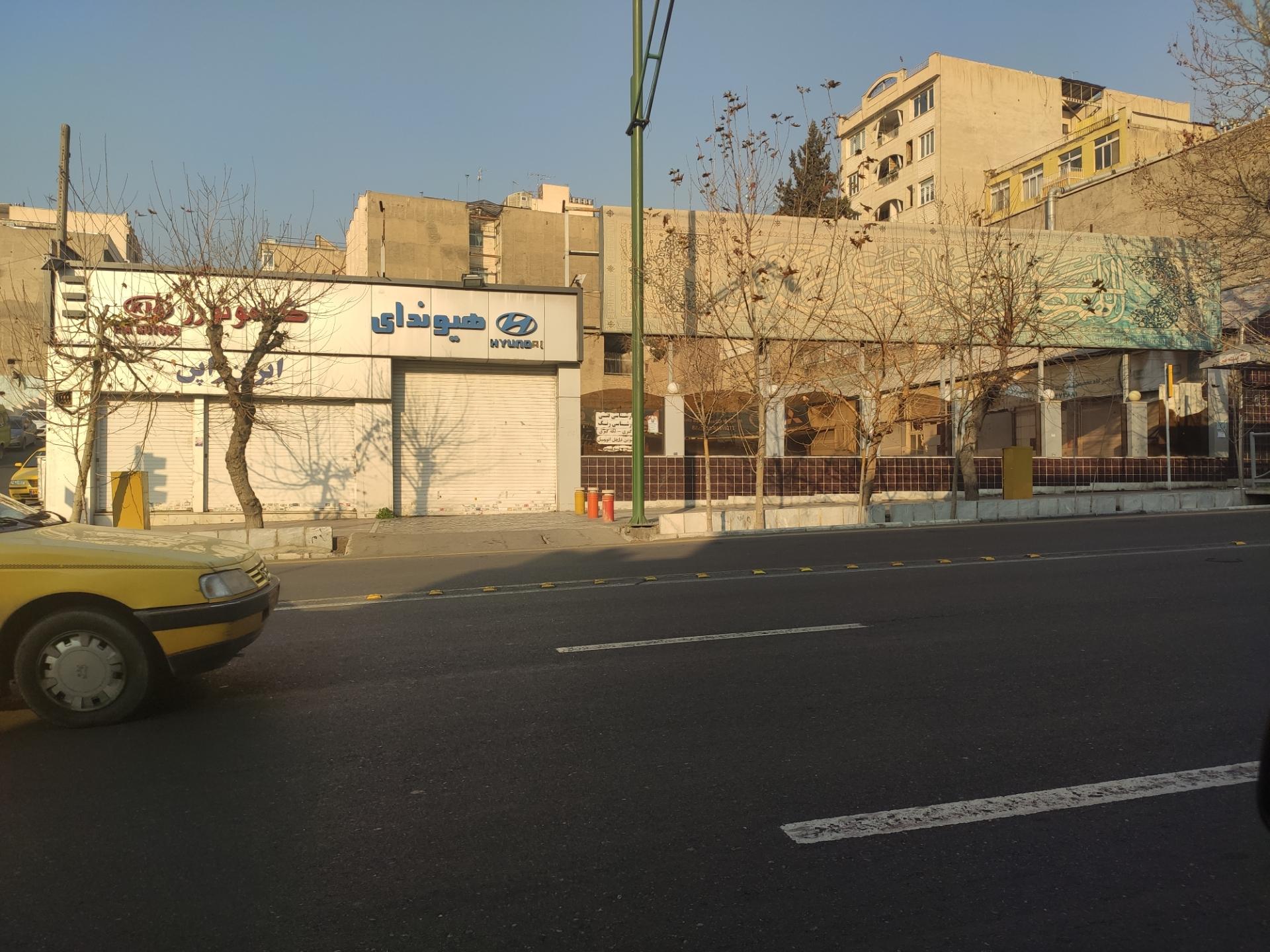 عکس تعمیرگاه و نمایندگی هیوندا