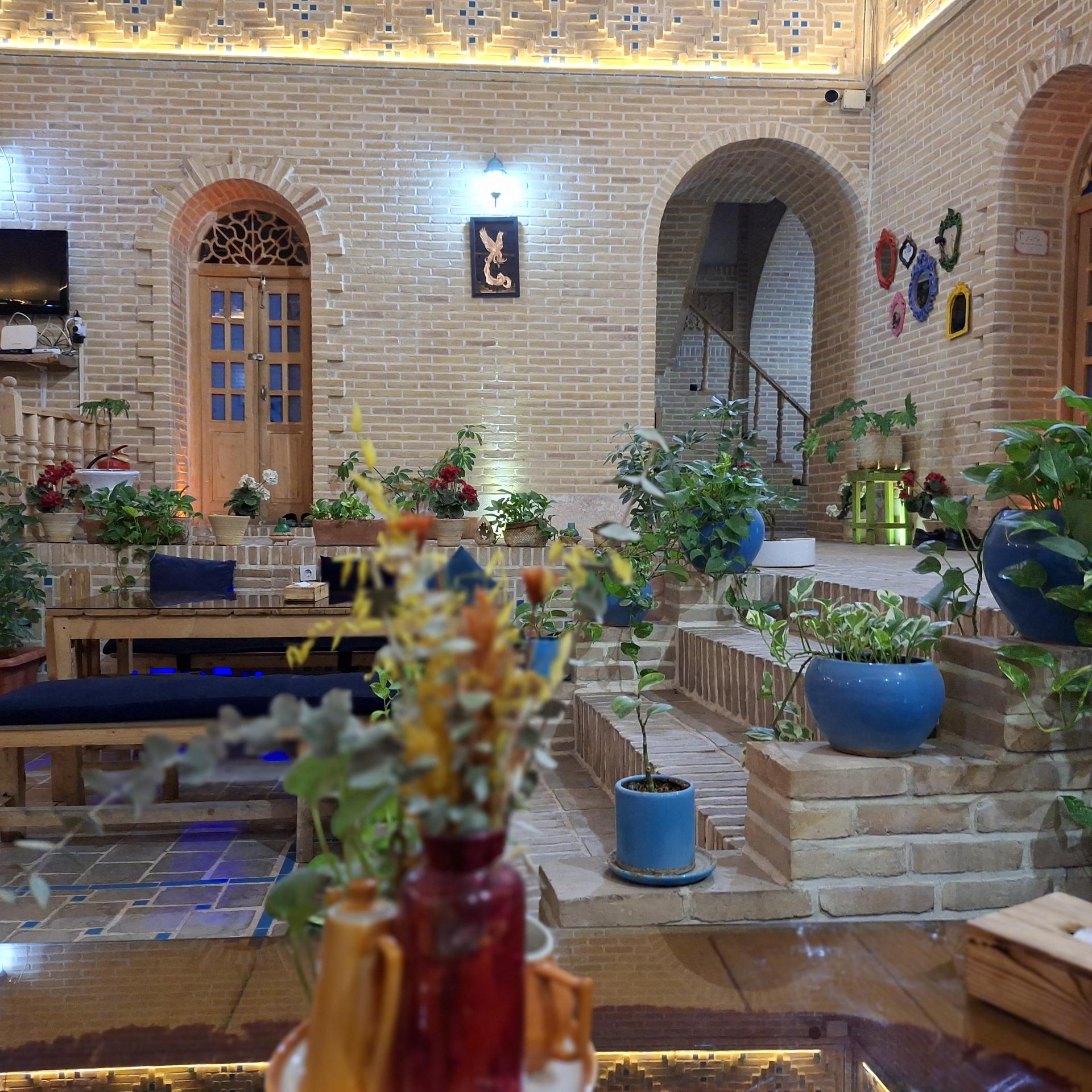 عکس هتل سنتی شهباز 