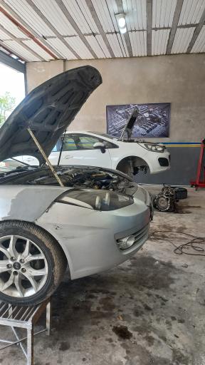 عکس تعمیرگاه تکنیک خودرو 