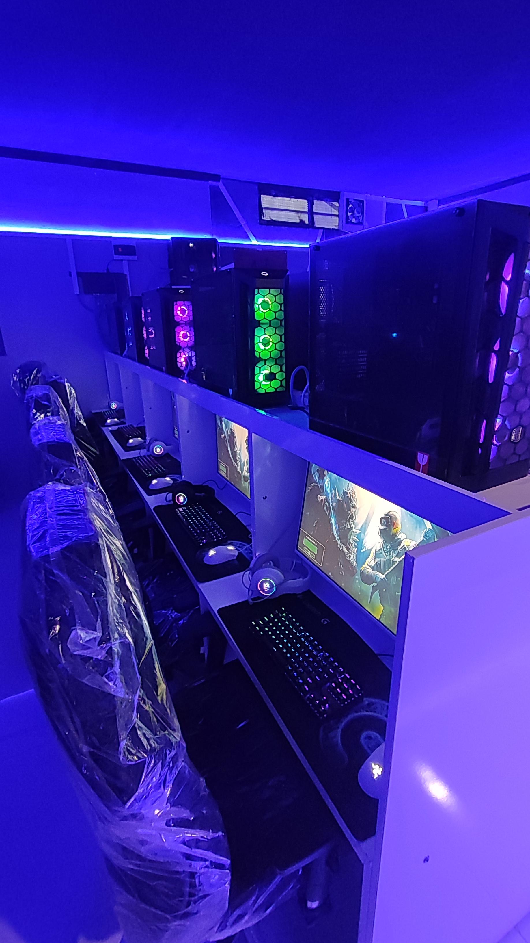 عکس گیم نت فالکون